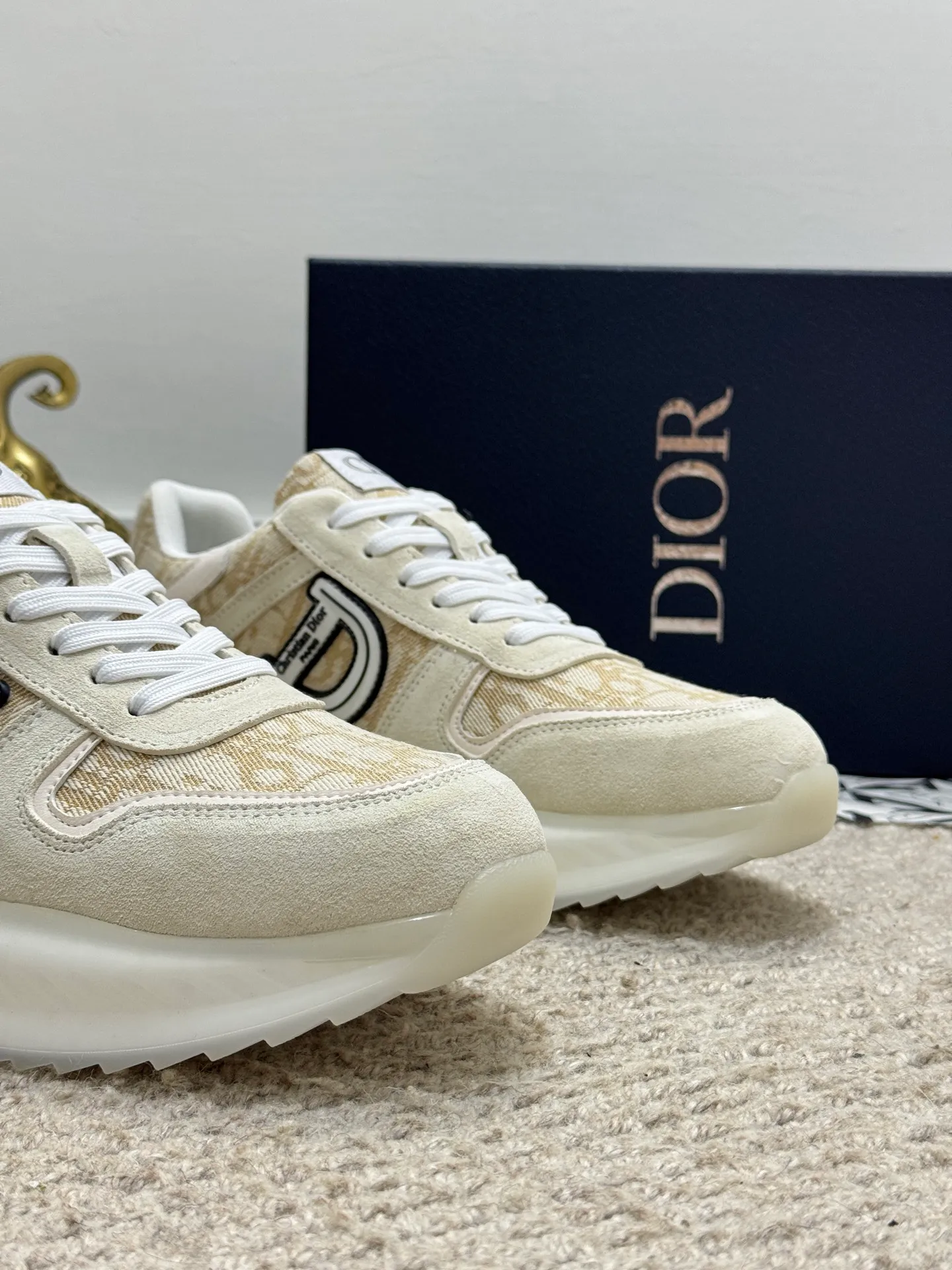Men's men's shoes 💰440 [New model] 🐞🐞Top original - Dior 🆕 Low-top B02 casual sports shoes, carefully made of first-layer cowhide with canvas, comfortable and breathable ~ rubber soles, enhance style. Fashionable and versatile, it can complement any look. Featuring an exquisite design that is uniquely dynamic and modern, this shoe is part of Dior's legacy and embodies modern elegance. Size: 38-44 (45 customized